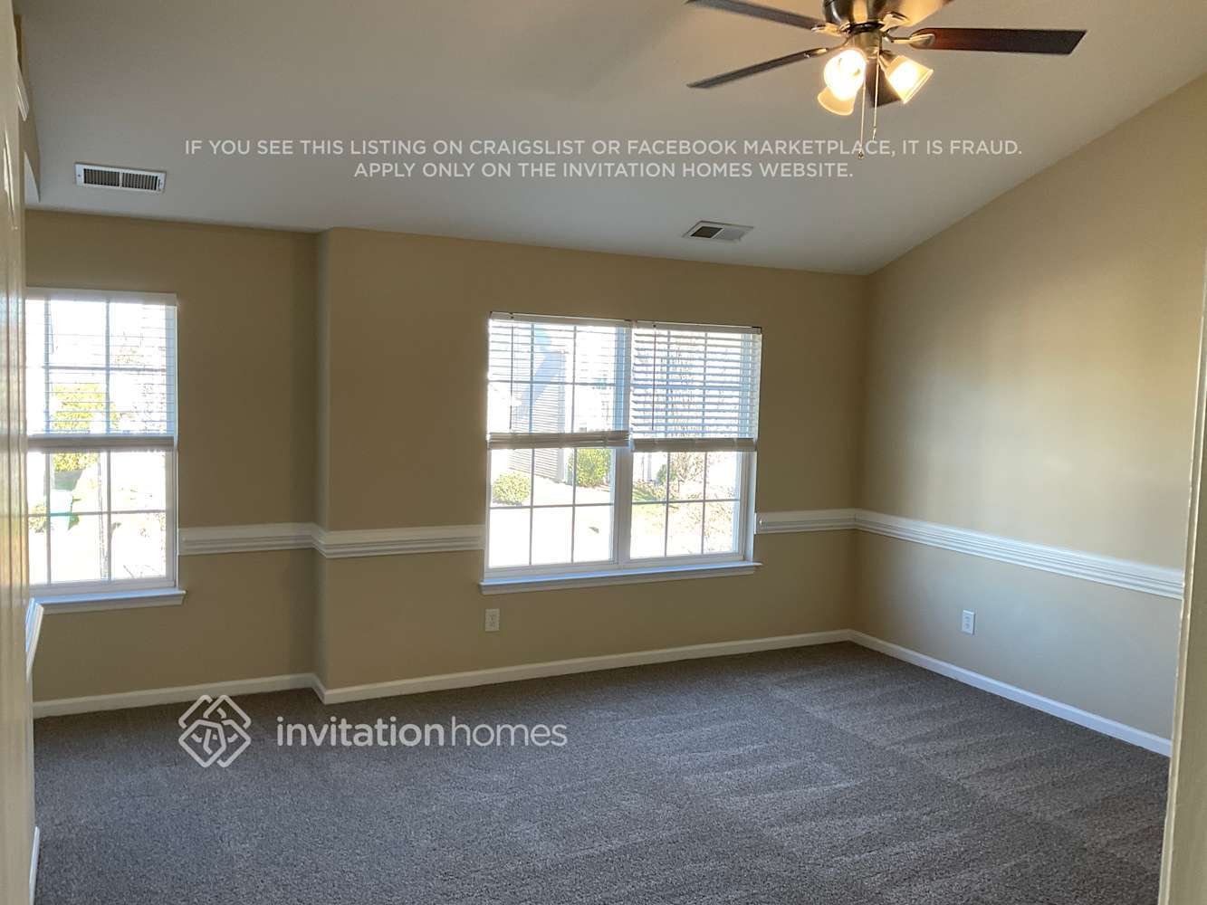 Building Photo - 849 Hedgepath Terrace