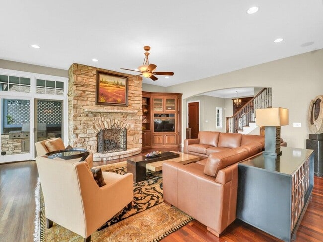 Building Photo - 106 Michigan Ct