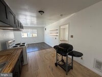 Building Photo - 644 Cooper St