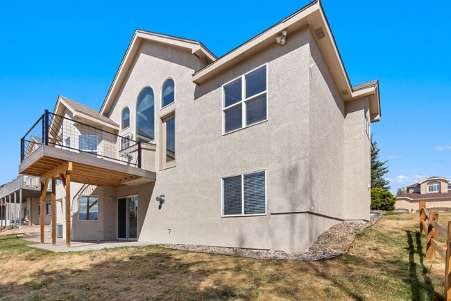 Building Photo - 5330 Roundup Dr