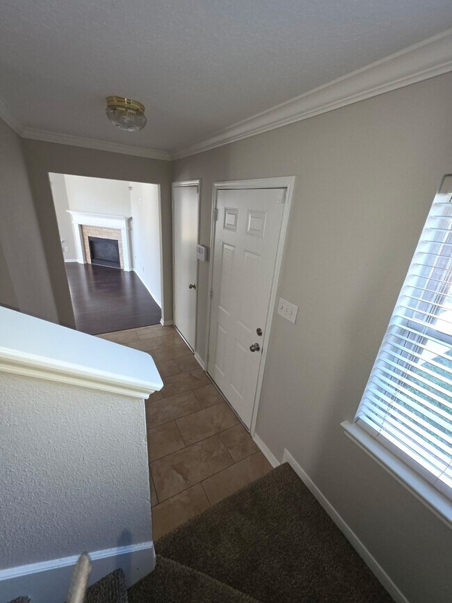 Building Photo - 15146 Grassington Dr