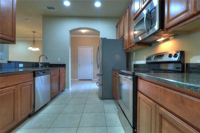 Building Photo - 20109 Indian Rosewood Dr