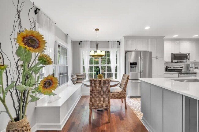 Building Photo - 254 Beaten Path Rd