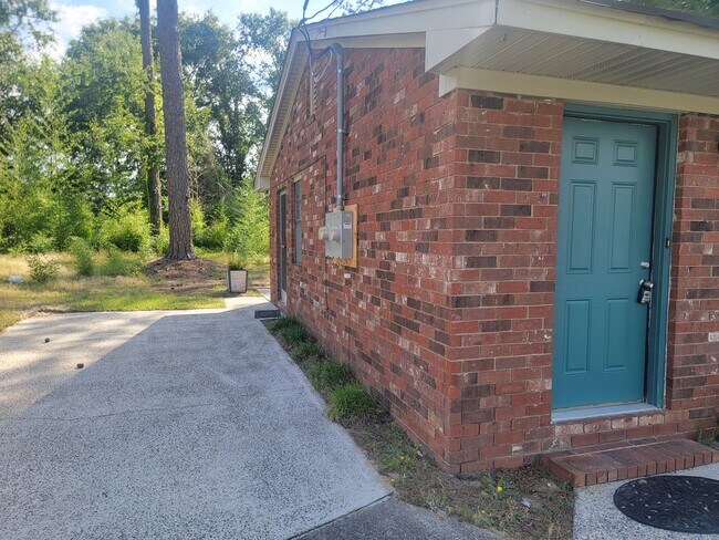 Building Photo - ~103 Blue Court
