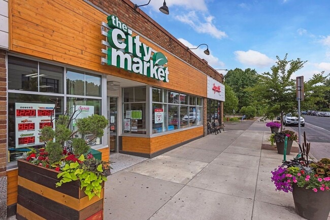 Building Photo - 2217-2217 Grand Ave S