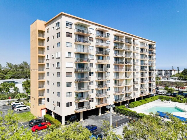 Building Photo - 1470 NE 125th Terrace