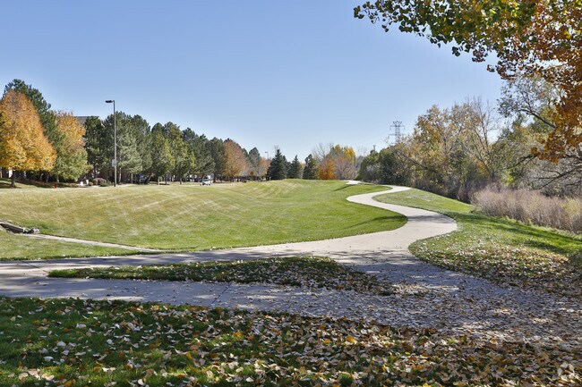 Jogging Path - Sofi Belmar