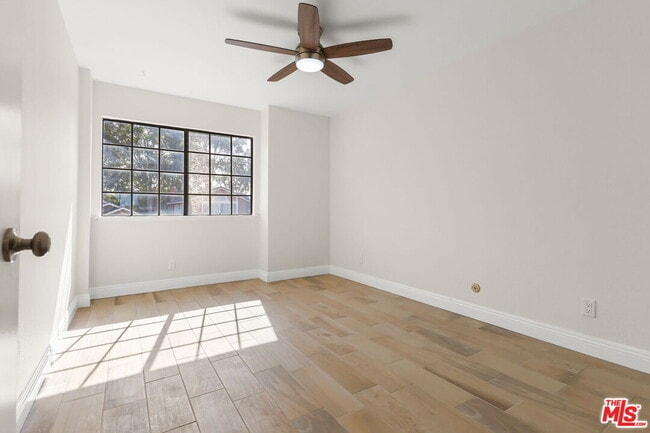 Building Photo - 6501 Bradley Pl