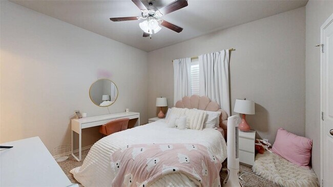 Building Photo - 2907 Papa Bear Dr