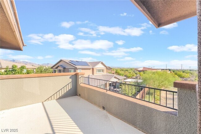 Building Photo - 10470 Dove Meadow Way