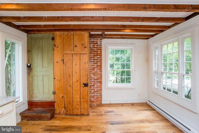 Building Photo - 3115 Gallows Hill Rd