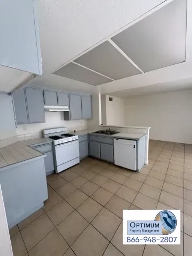 Building Photo - Charming 3-bedroom, 2-bathroom two-story home