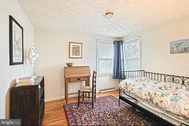 Building Photo - 271 Haybrook Dr