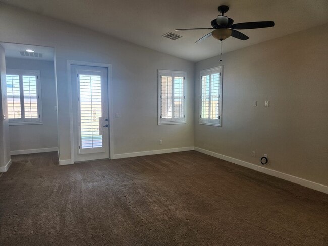Building Photo - Lovely Home in Billbray Ranch