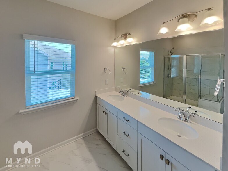 Building Photo - 776 River Park Road