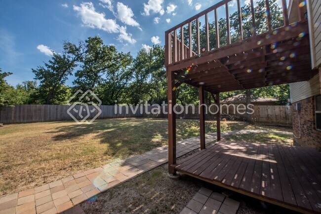 Building Photo - 209 King Trail