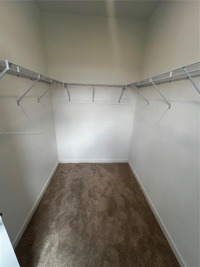 Building Photo - 653 NW 6th St