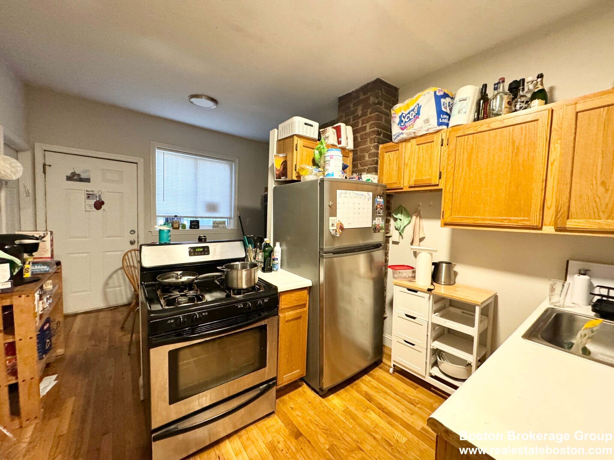 Building Photo - 731 Parker St