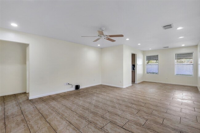 Building Photo - 1117 Willersley Ln