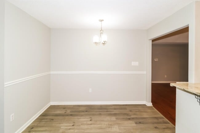 Building Photo - 5707 Heartwood Dr