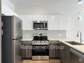 Building Photo - 1641 Midtown Pl