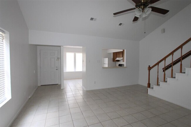 Building Photo - 6612 Tamar Dr