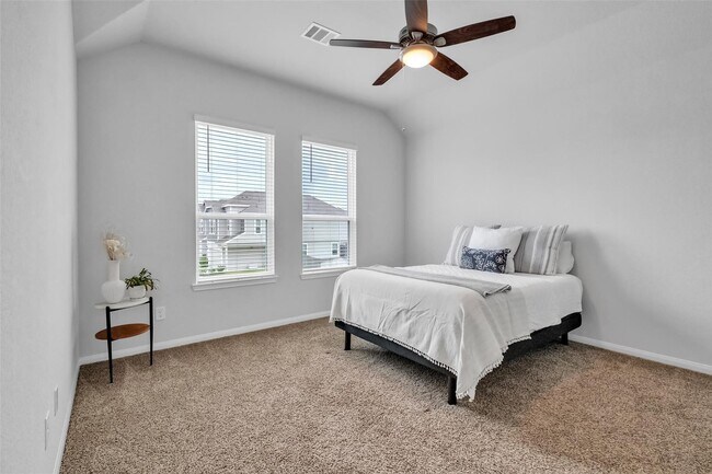 Building Photo - 24902 Landolfi Dr