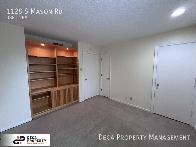 Building Photo - 1128 S Mason Rd