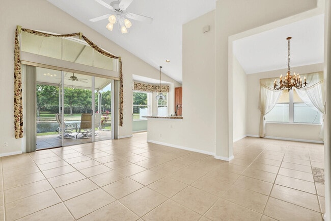 Building Photo - 6404 C Durham Dr