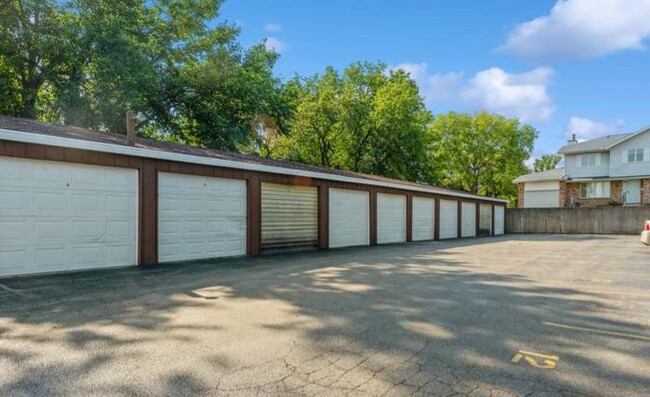 Garage - 1530 Pioneer Rd