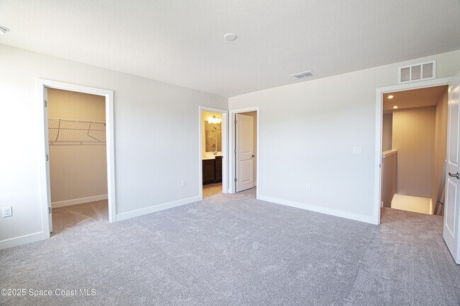 Building Photo - 1865 Kendall Pointe Pl