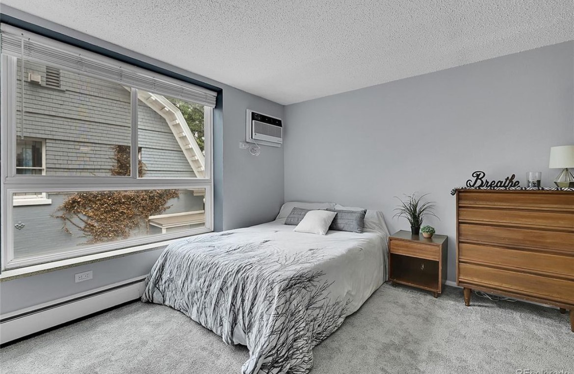 Building Photo - 1050 N Lafayette St