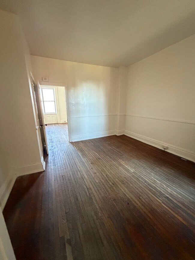 Building Photo - 210 S Duke St