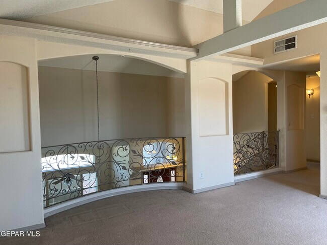 Building Photo - 12828 Tierra Ayala Dr