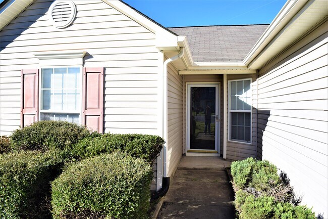 Building Photo - 3317 Alderpoint Ln