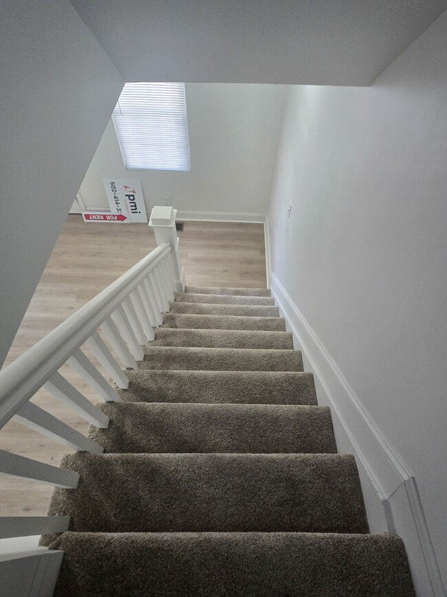 Building Photo - "Newly and beautifully remodeled 3-Bed home on Denmark Street!"