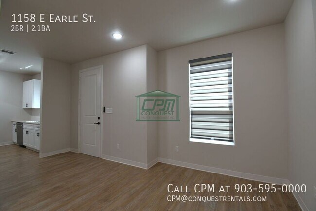 Building Photo - 1158 E Earle St