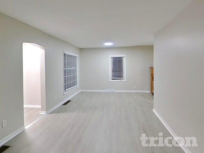 Building Photo - 3910 Scott Ave N