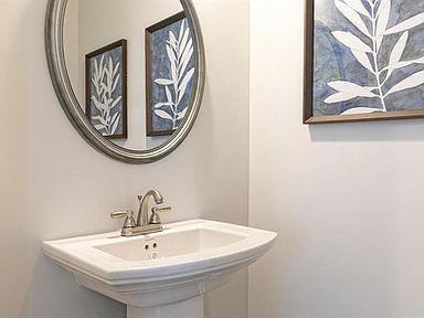 Building Photo - 5158 City Walk Dr