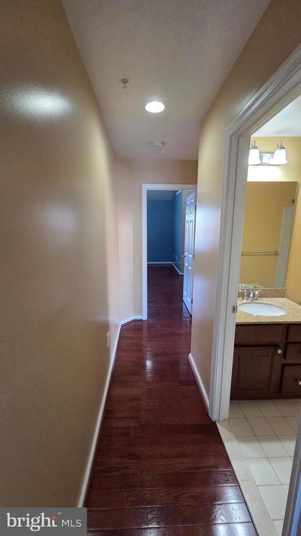 Building Photo - 1022 Ironwood Ln