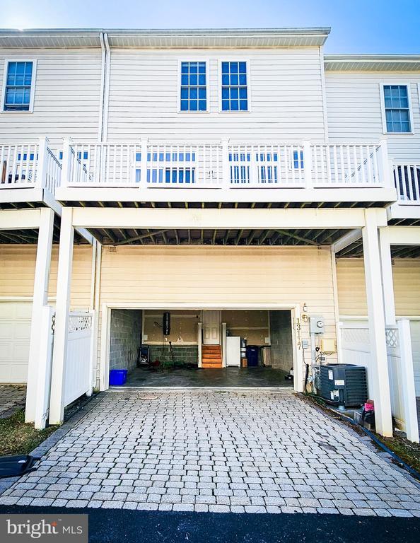 Building Photo - 13117 Tannery Ridge Dr