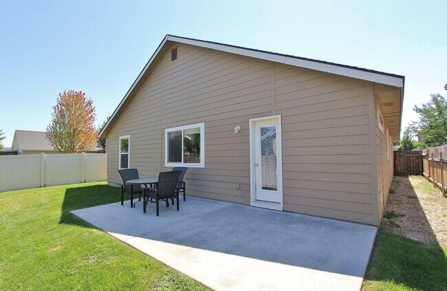 Building Photo - 10016 W Littlewood St
