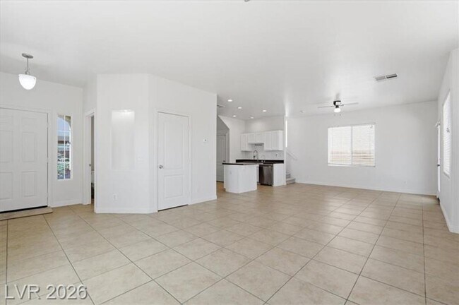Building Photo - Inviting 3-Bedroom Home with Oversized Loft in Gated Southwest Community