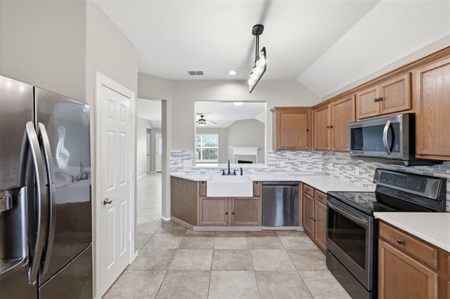 Building Photo - 111 Shadybrook Dr