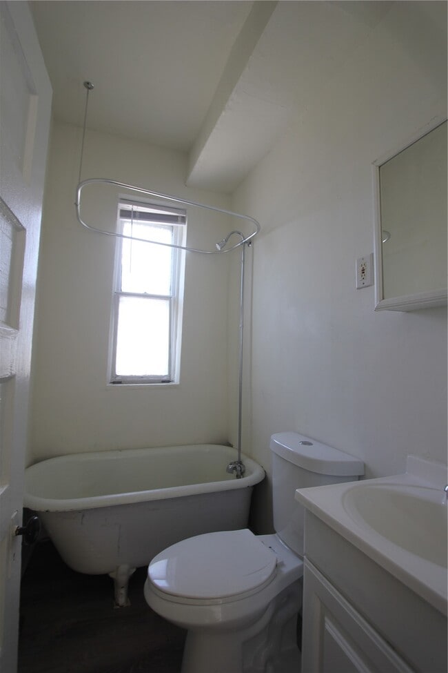 Building Photo - 3111a Arkansas Ave