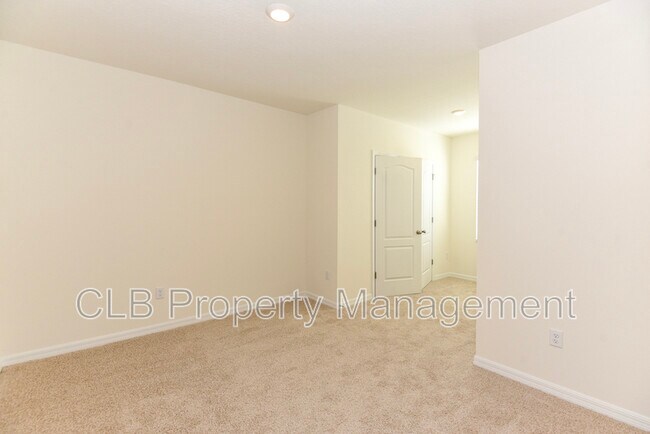 Building Photo - 149 Reena Dr