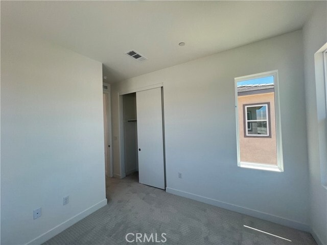 Building Photo - 36318 Warren Dr