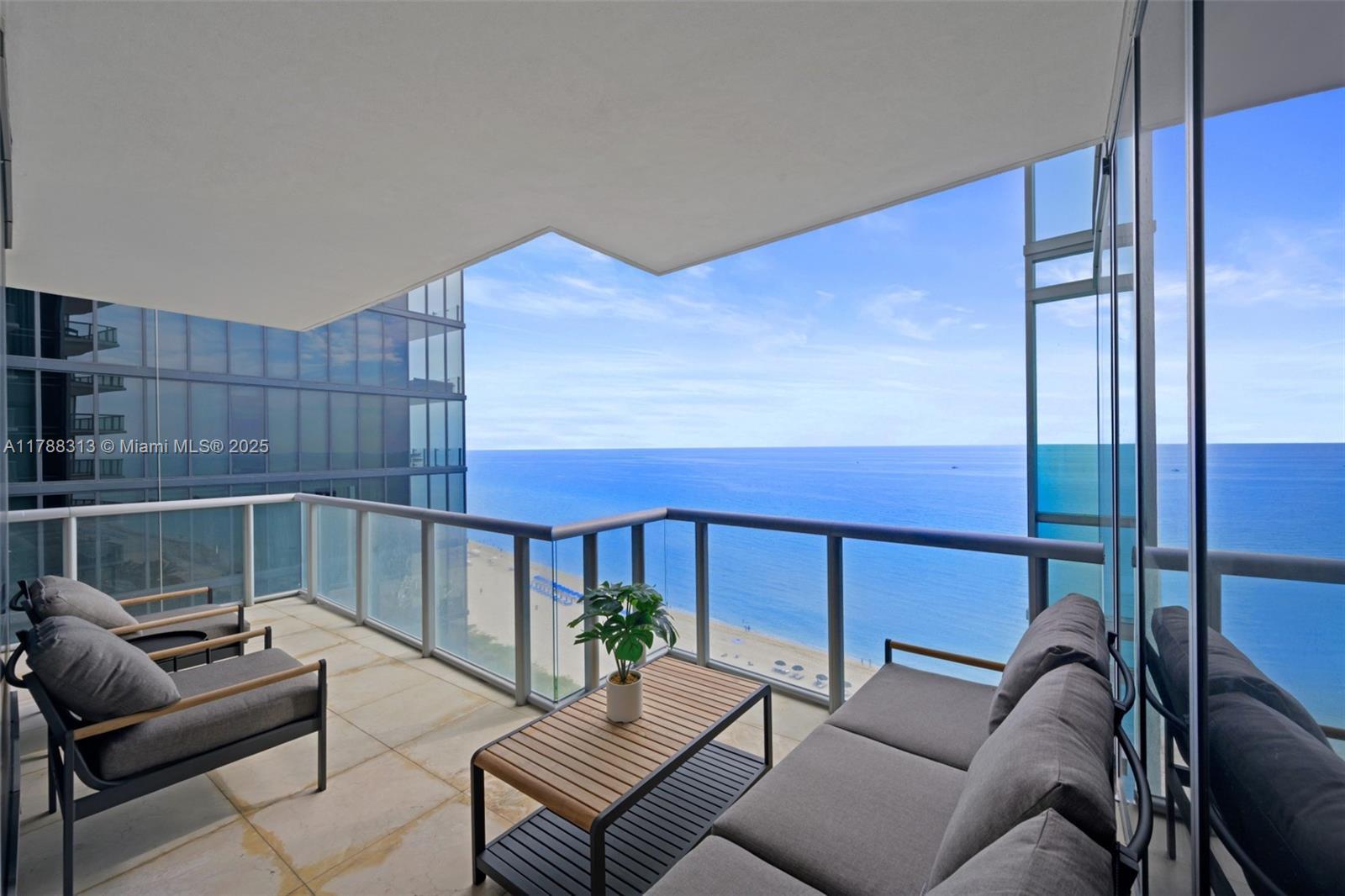 Building Photo - 17121 Collins Ave