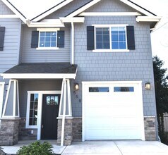 Building Photo - 556-558 Harrison St.