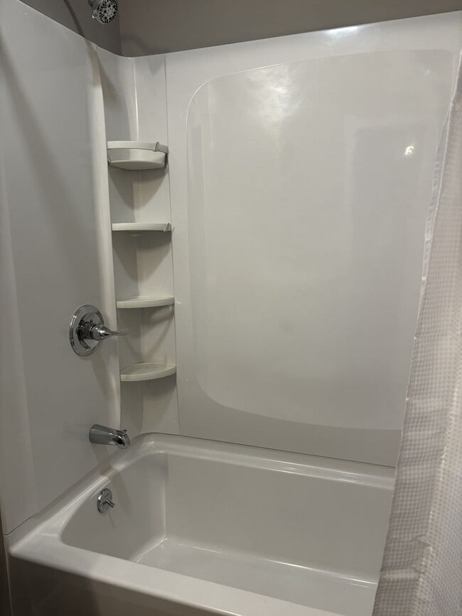 Building Photo - 92-98 Wells Street